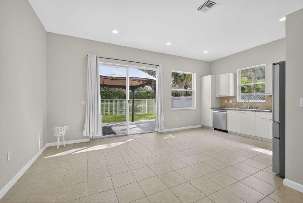 1475 Running Oak Lane, Royal Palm Beach, FL 33411 Photo