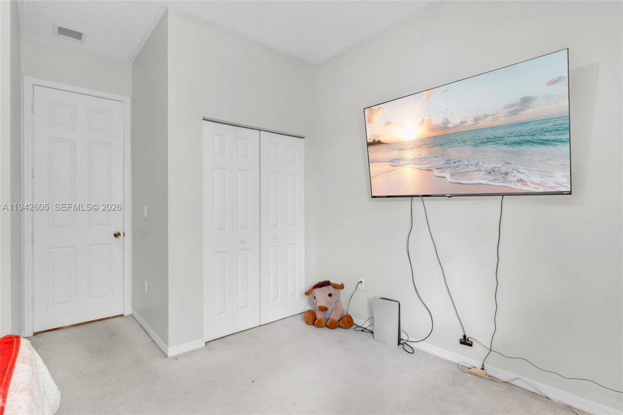 950 NE 42nd Pl , Homestead, FL 33033 Photo