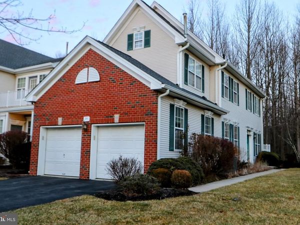 34 WINDSOR POND ROAD, PRINCETON JUNCTION, NJ 08550