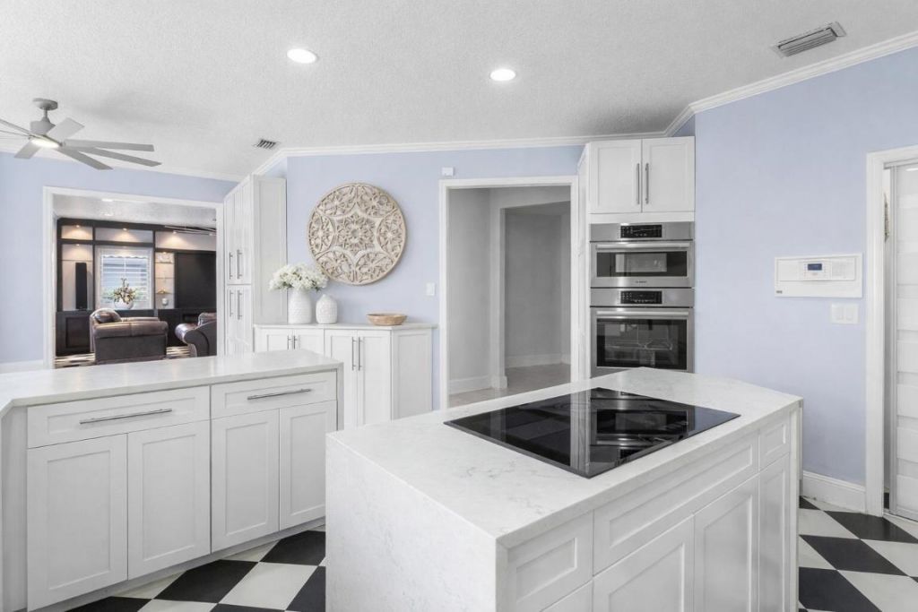 678 Carriage Hill Lane, Boca Raton, FL 33486 Photo