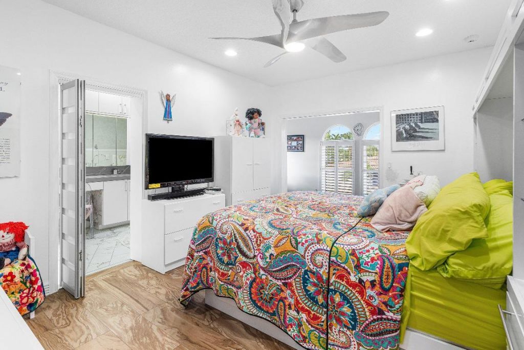 678 Carriage Hill Lane, Boca Raton, FL 33486 Photo