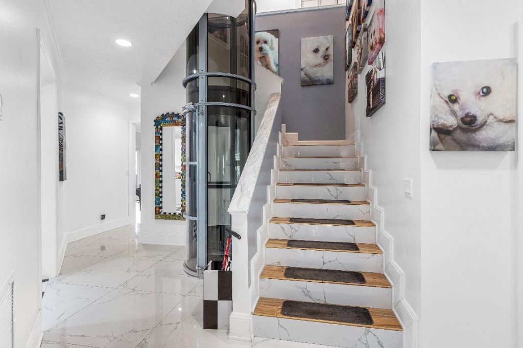 678 Carriage Hill Lane, Boca Raton, FL 33486 Photo