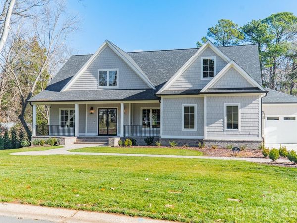 3319 Gresham Place, Charlotte, NC 28211