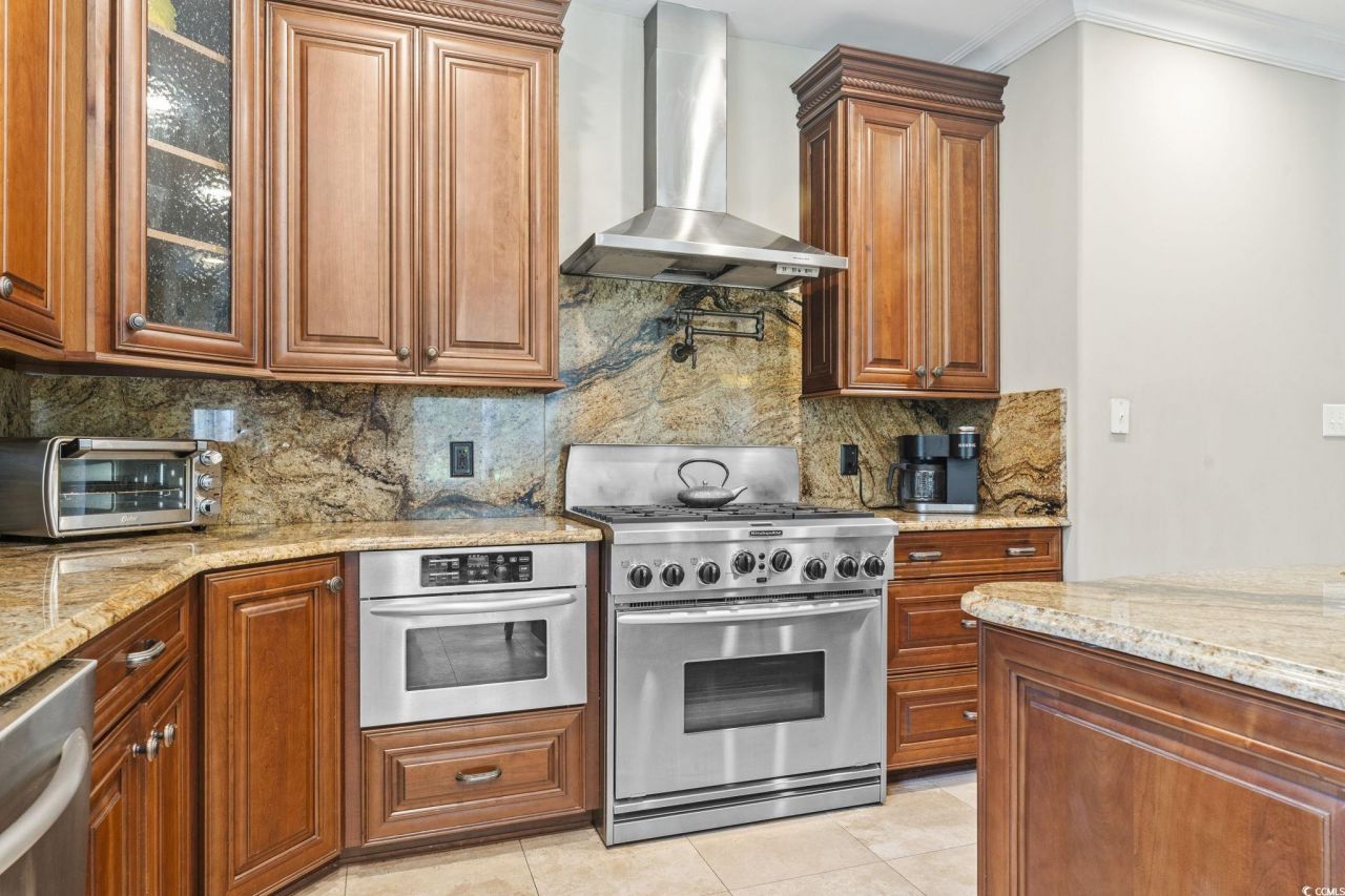 664 Oxbow Dr. Photo 10