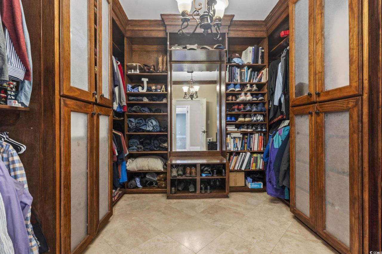 664 Oxbow Dr. Photo 17