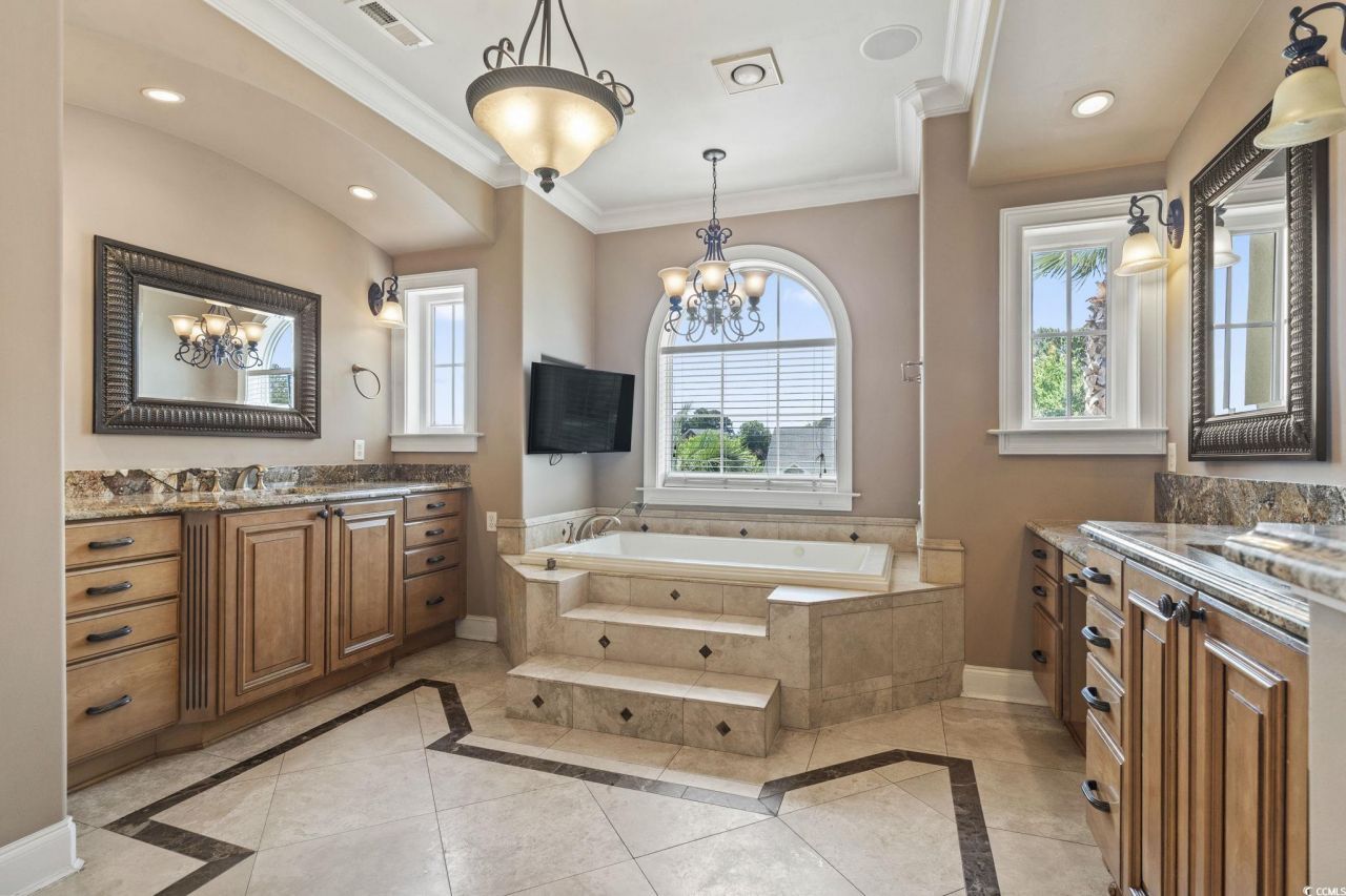 664 Oxbow Dr. Photo 20