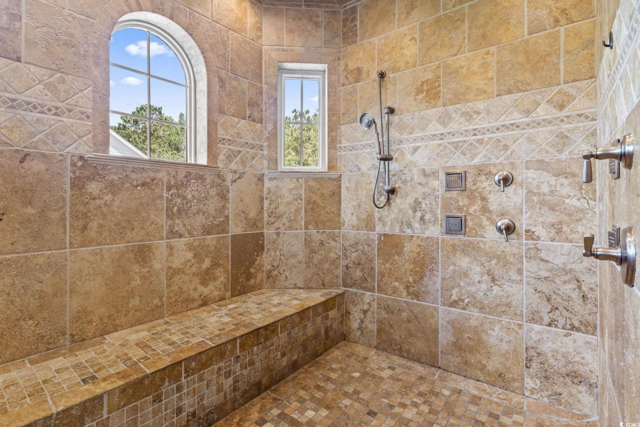 664 Oxbow Dr. Photo 22