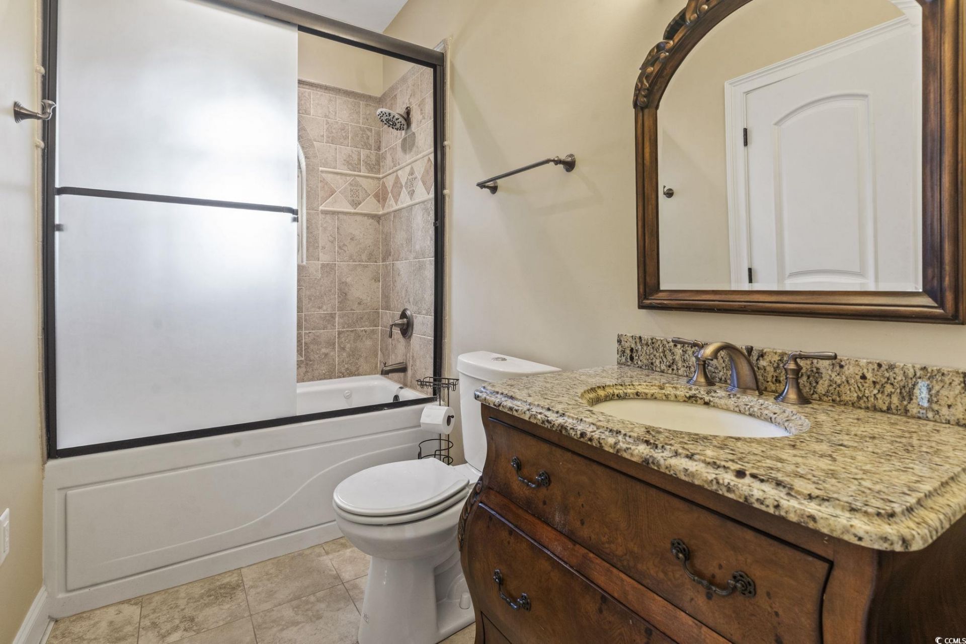 664 Oxbow Dr. Photo 32