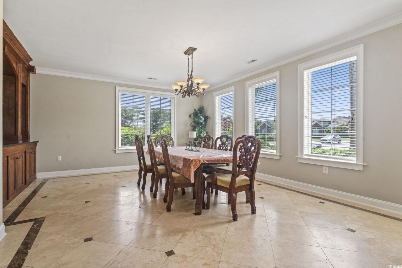 664 Oxbow Dr. Photo 7