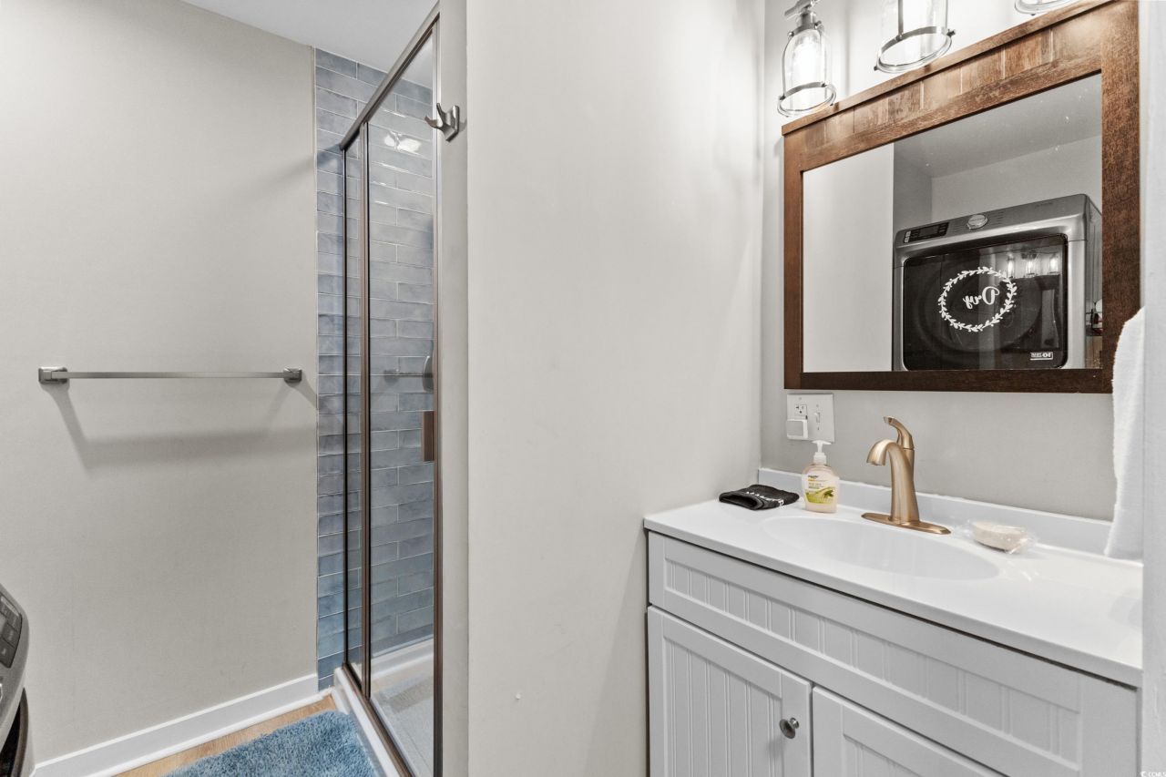 6001-1864a S Kings Hwy. Photo 16