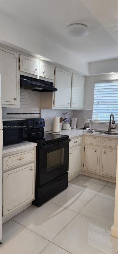 5300 Washington St, Unit P132, Hollywood, FL 33021 Photo
