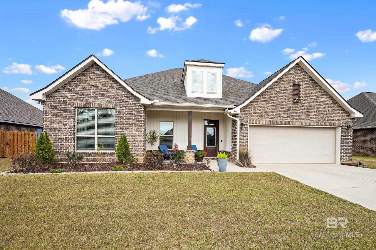 979 Dalton Circle, Foley, AL 36535 Main Photo
