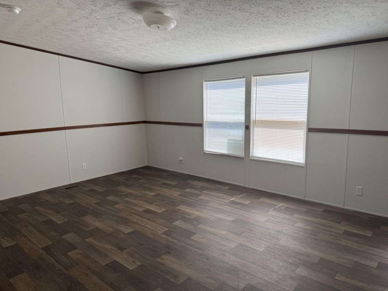 7527 Old Number Six Highway Photo 17