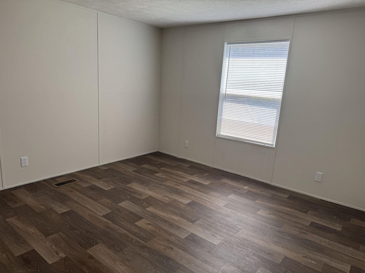 7527 Old Number Six Highway Photo 22