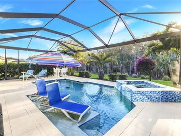 28560 Twain DR, BONITA SPRINGS, FL 34135