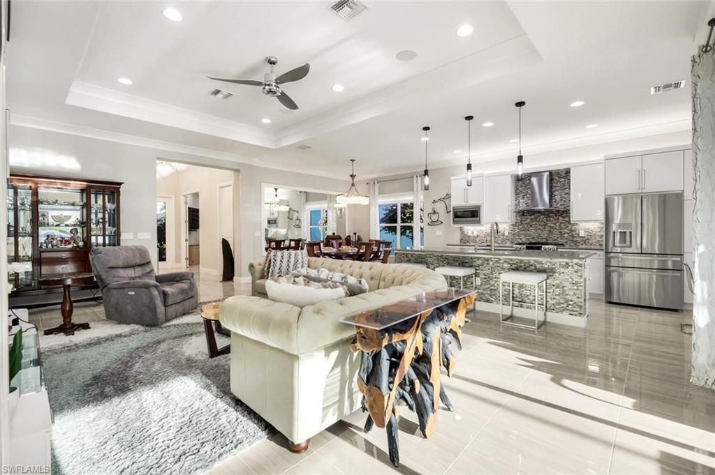 28560 Twain Dr, Bonita Springs, FL 34135 Photo