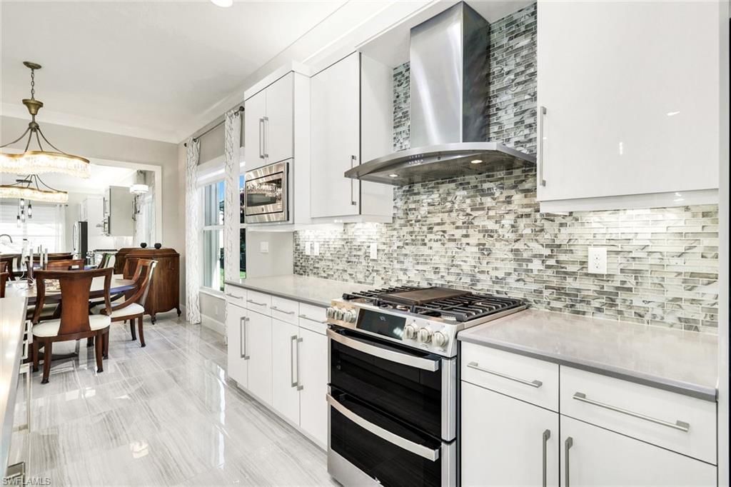 28560 Twain Dr, Bonita Springs, FL 34135 Photo