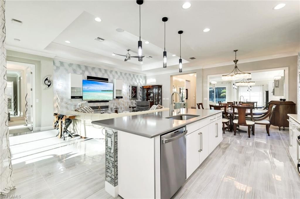 28560 Twain Dr, Bonita Springs, FL 34135 Photo