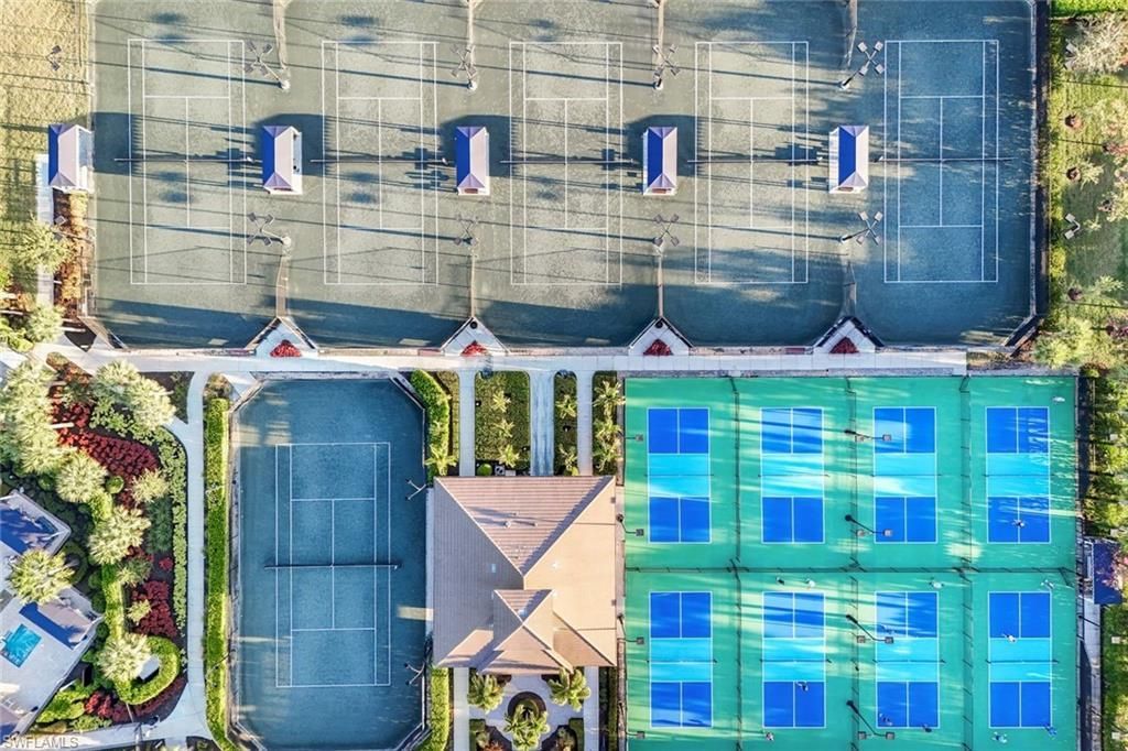 28560 Twain Dr, Bonita Springs, FL 34135 Photo