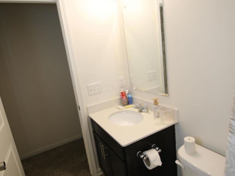 216 Old Bay Drive, Pataskala, OH 43062 Photo 15