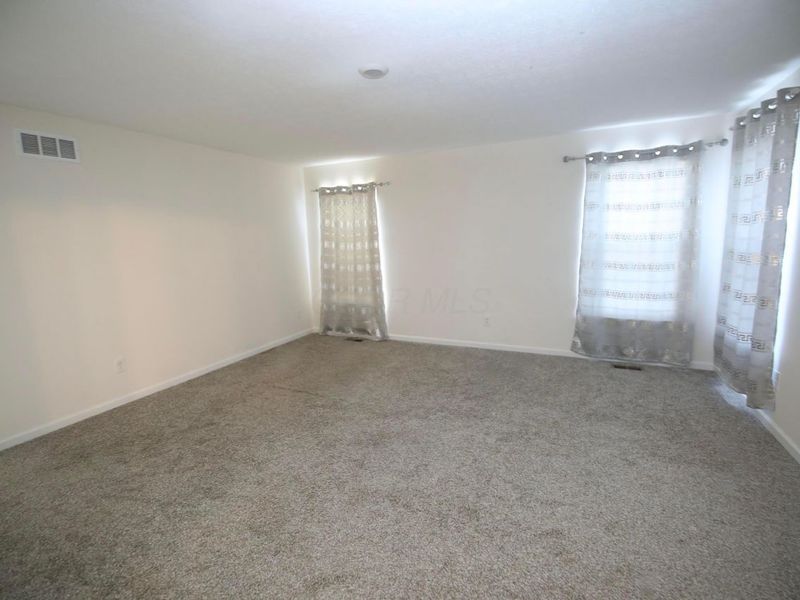 216 Old Bay Drive, Pataskala, OH 43062 Photo 33