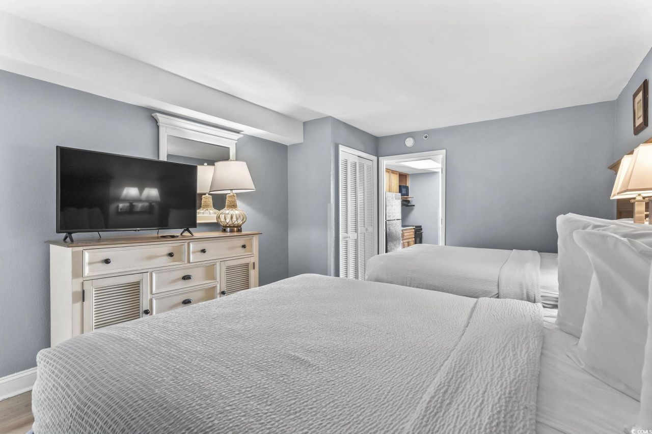 2401 S Ocean Blvd. Photo 17