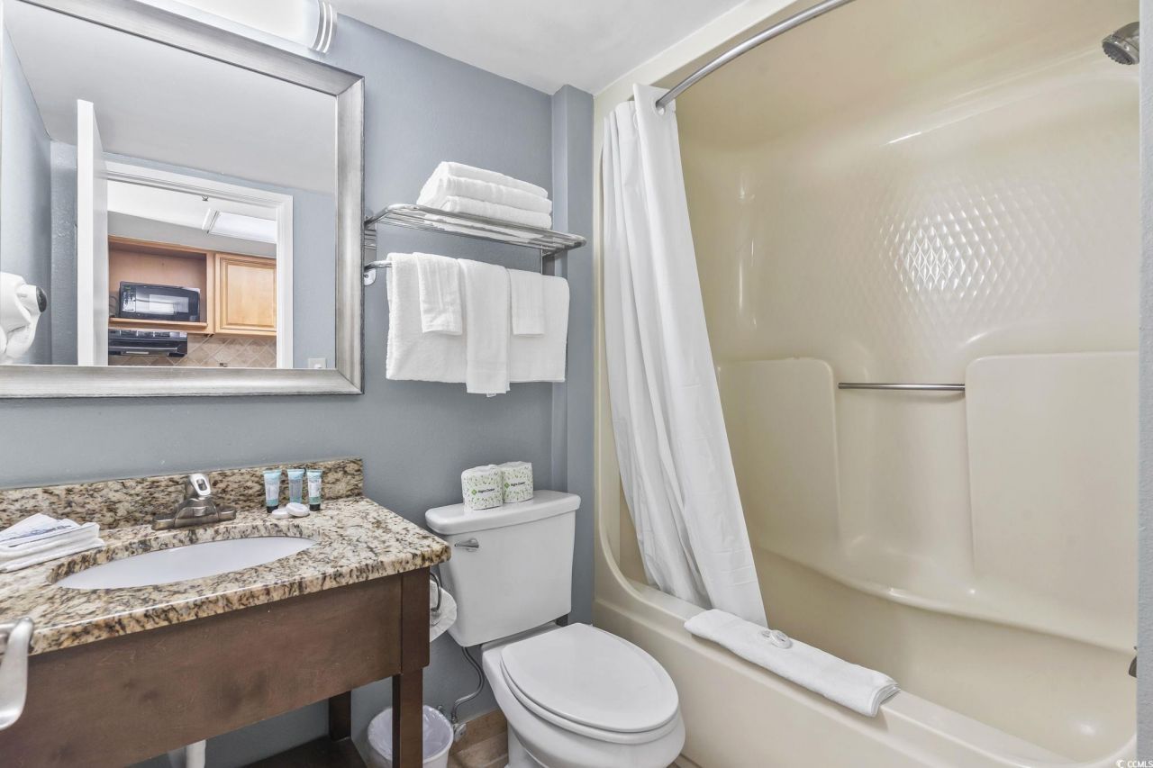 2401 S Ocean Blvd. Photo 24