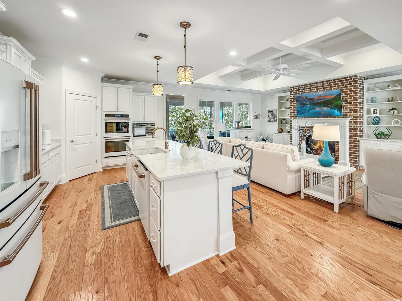 645 Whispering Pines Ct. Photo 11