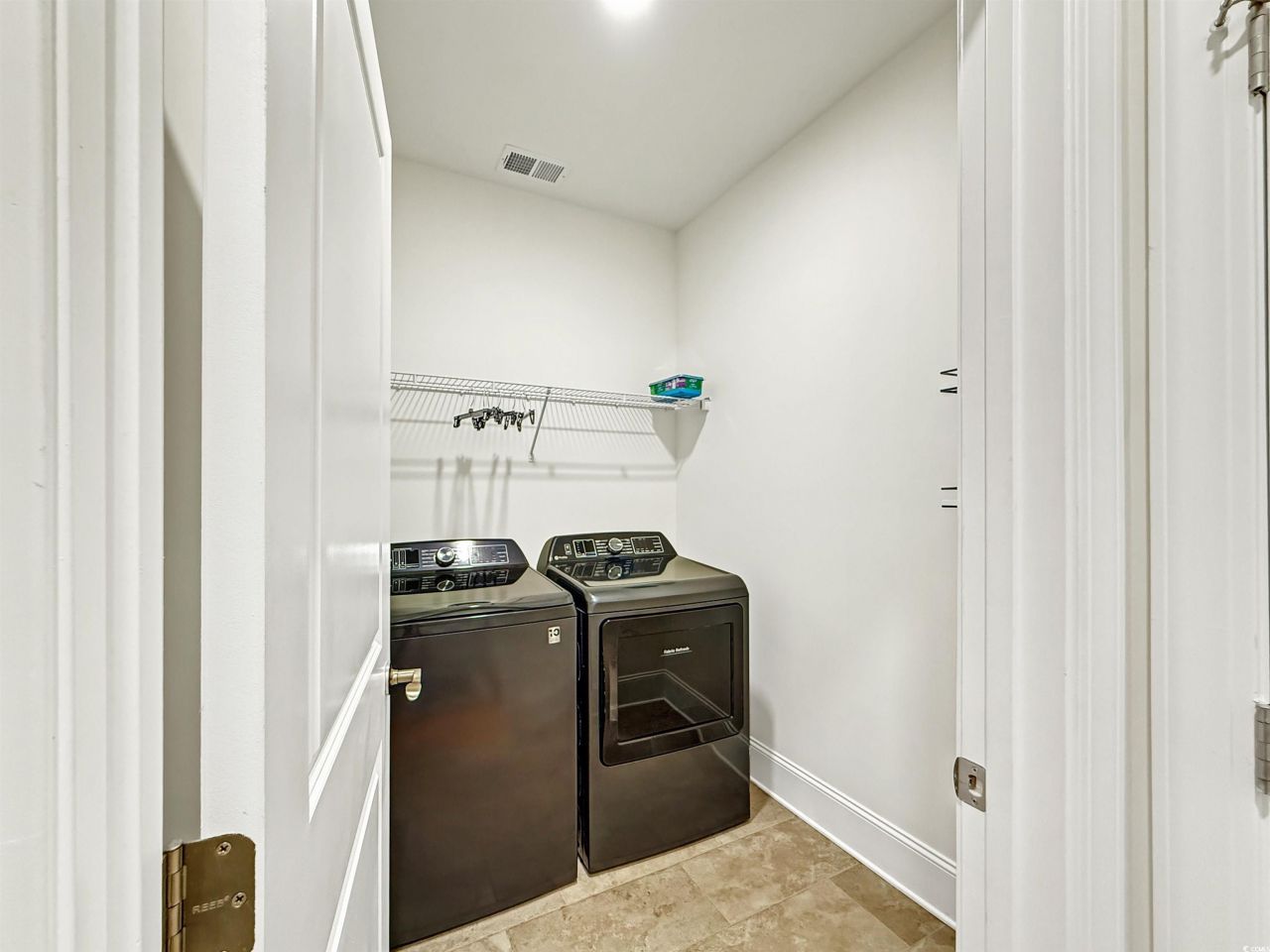 645 Whispering Pines Ct. Photo 38