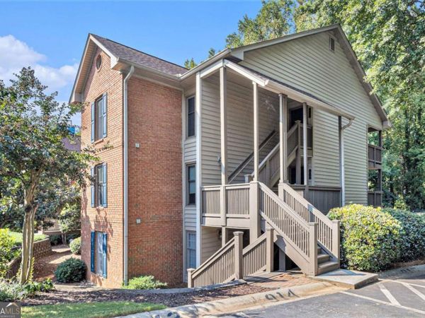 915 Garden Court, Unit 915, Sandy Springs, GA 30328