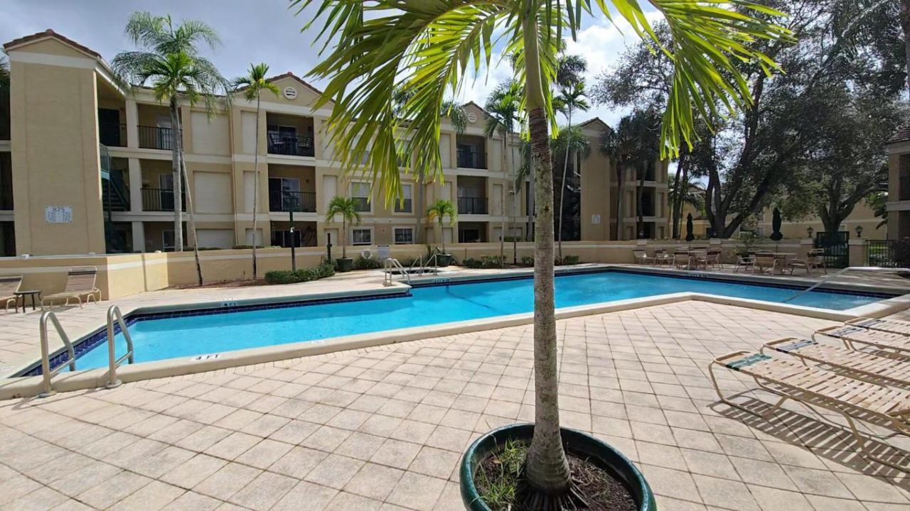 977 Riverside Drive, Unit 220, Coral Springs, FL 33071 Photo