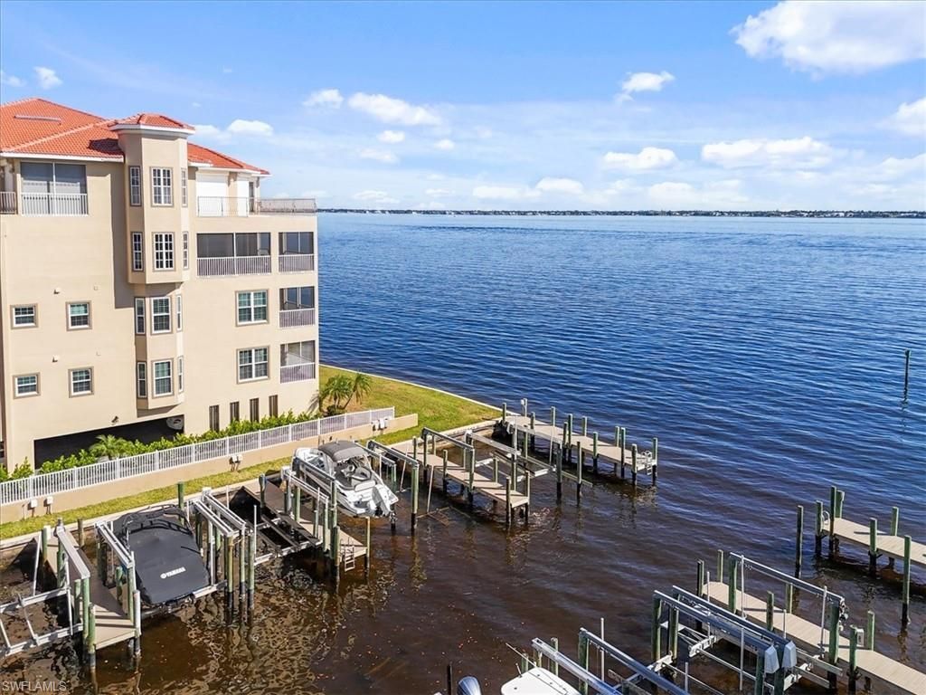 4235 SE 20th Pl, Unit A205, Cape Coral, FL 33904 Photo