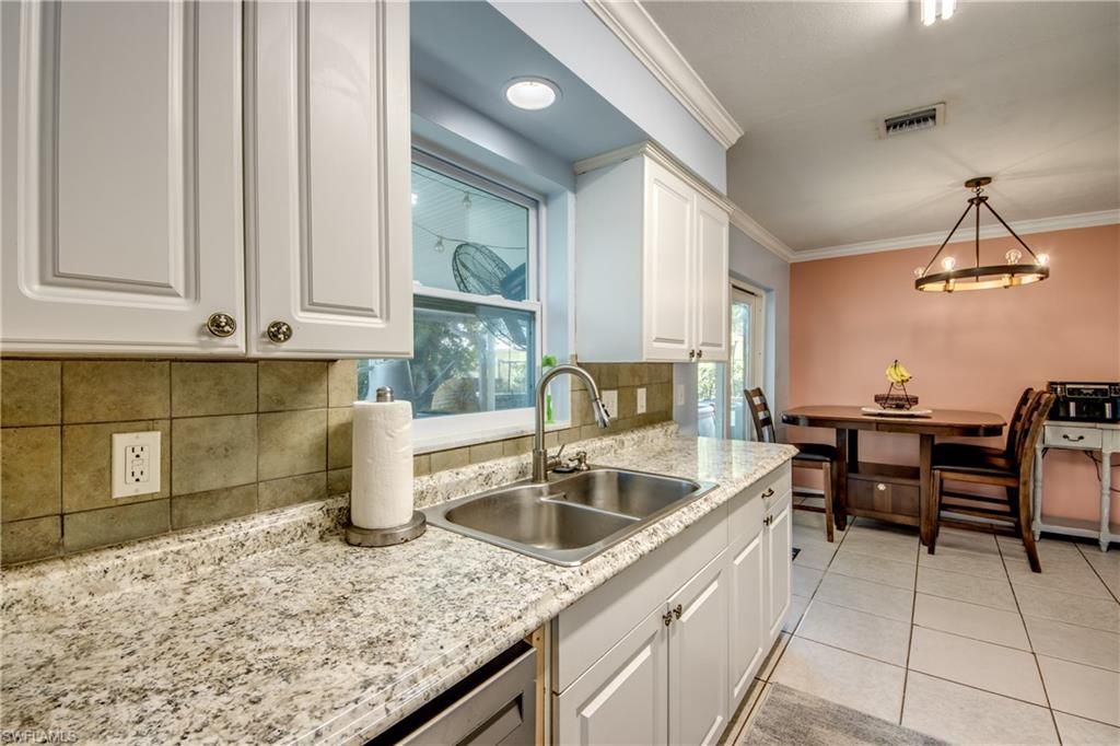 2912 Poinciana Dr, Naples, FL 34105 Photo