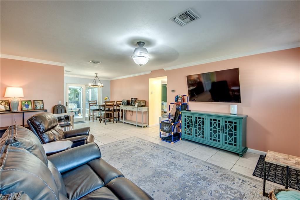 2912 Poinciana Dr, Naples, FL 34105 Photo
