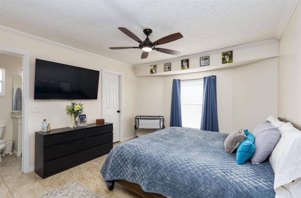 1292 SW Bellevue Avenue, Port Saint Lucie, FL 34953 Photo