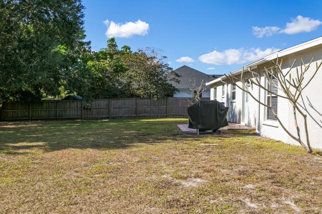 1292 SW Bellevue Avenue, Port Saint Lucie, FL 34953 Photo