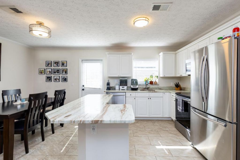 1292 SW Bellevue Avenue, Port Saint Lucie, FL 34953 Photo