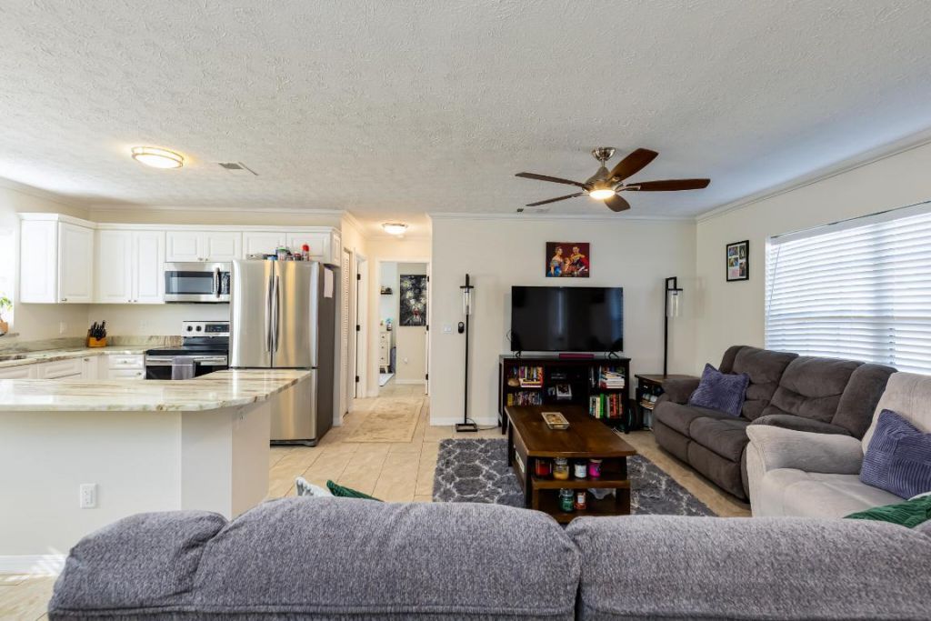 1292 SW Bellevue Avenue, Port Saint Lucie, FL 34953 Photo