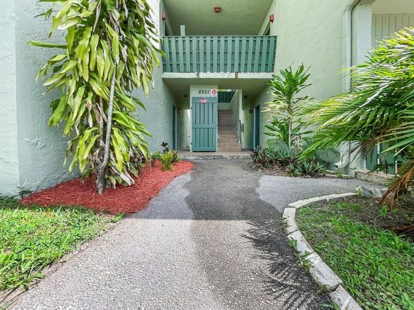8921 NW 28th Dr, Unit B, Coral Springs, FL 33065