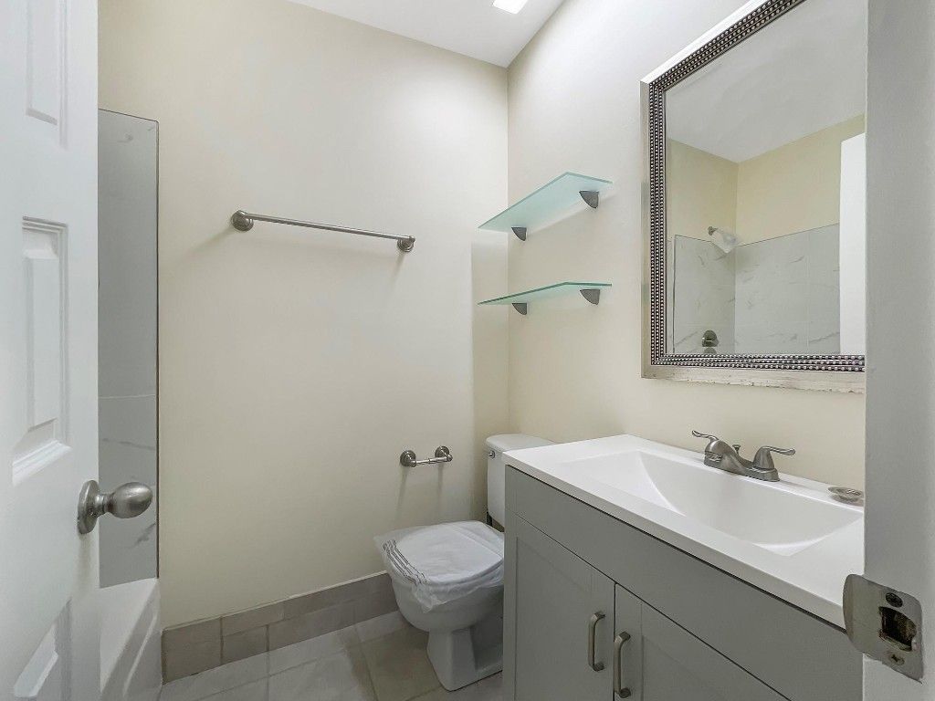 8921 NW 28th Dr, Unit B, Coral Springs, FL 33065 Photo