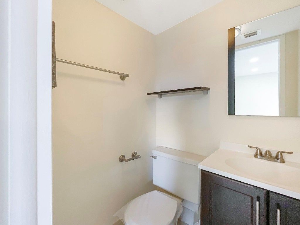 8921 NW 28th Dr, Unit B, Coral Springs, FL 33065 Photo