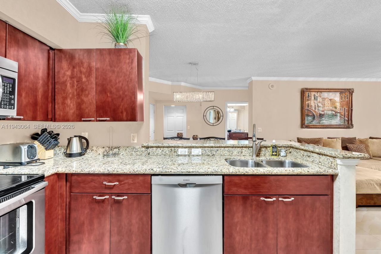 17100 N Bay Rd, Unit 1418, Sunny Isles Beach, FL 33160 Photo