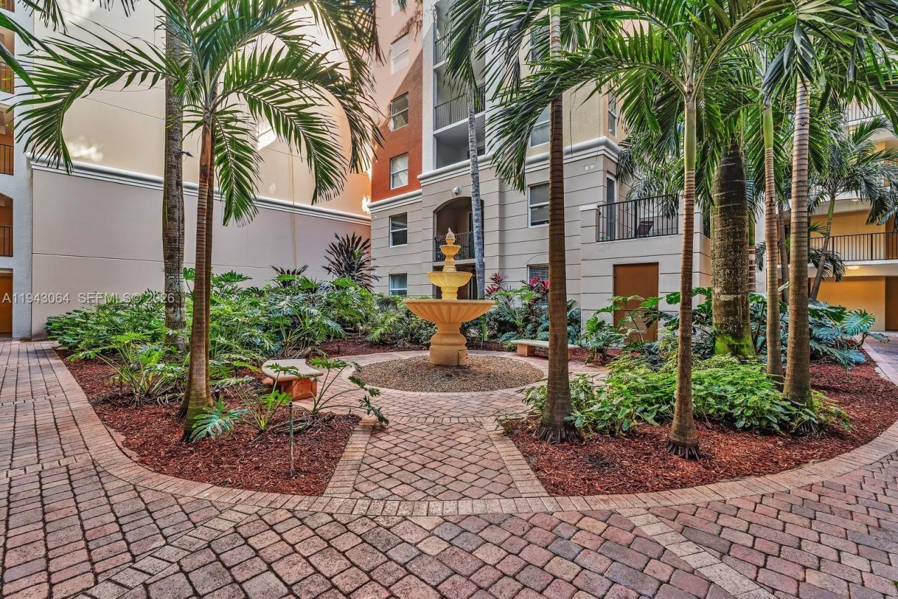 17100 N Bay Rd, Unit 1418, Sunny Isles Beach, FL 33160 Photo