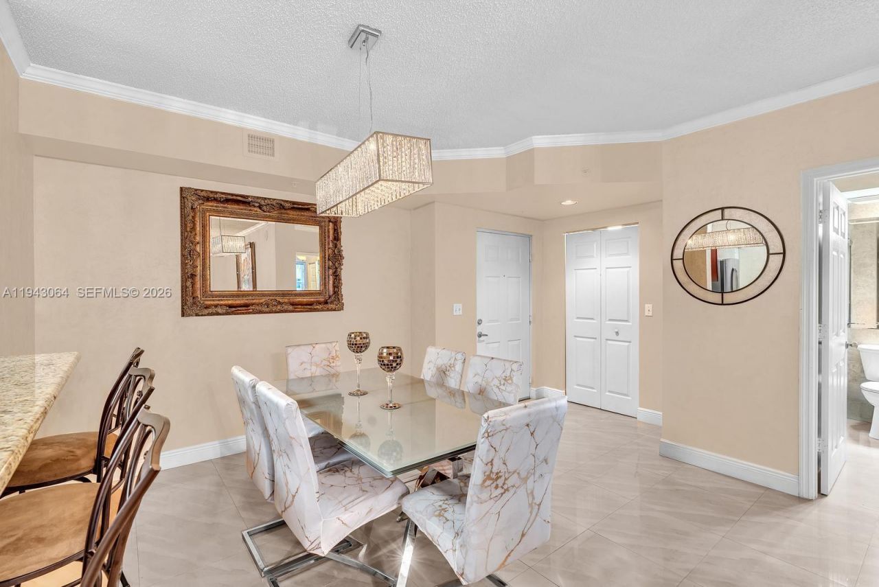 17100 N Bay Rd, Unit 1418, Sunny Isles Beach, FL 33160 Photo