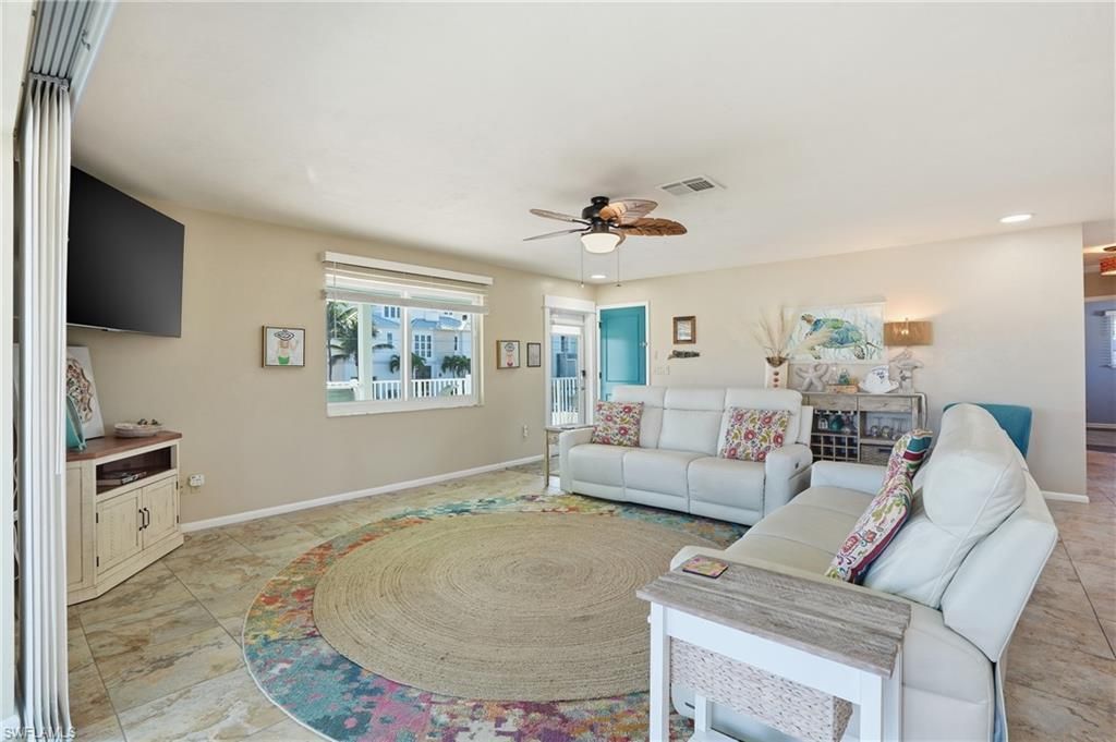 170 Redfish Rd, Fort Myers Beach, FL 33931 Photo