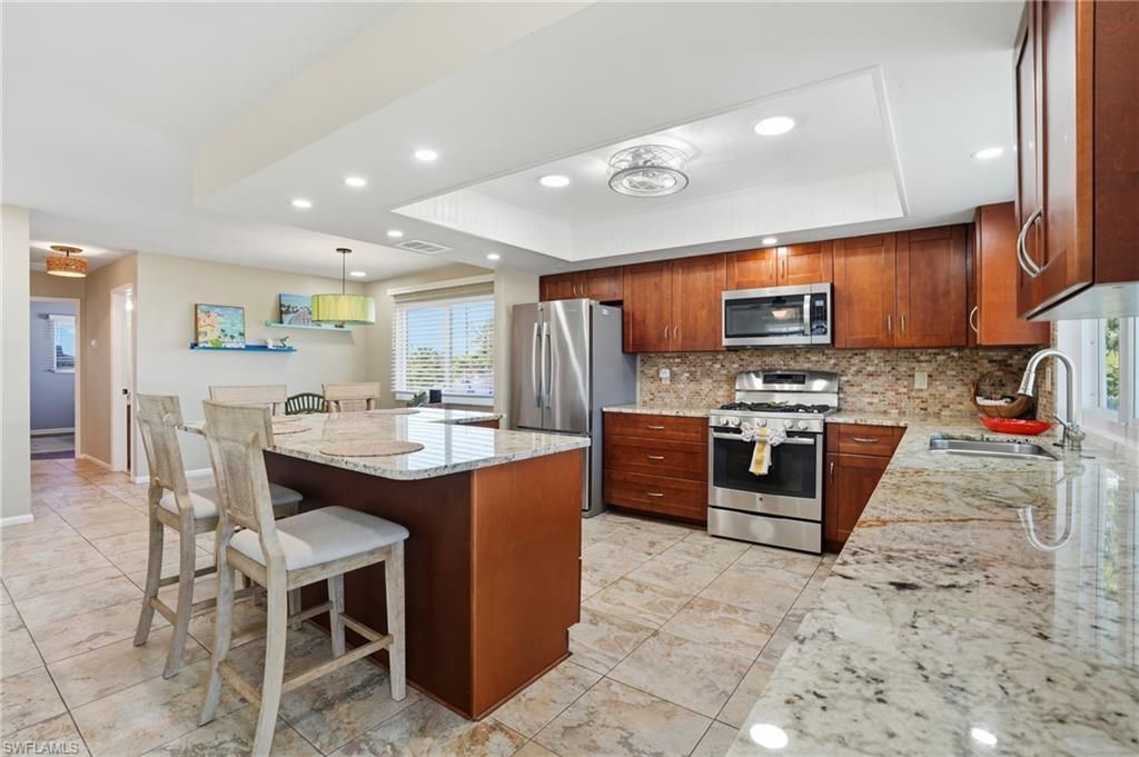170 Redfish Rd, Fort Myers Beach, FL 33931 Photo