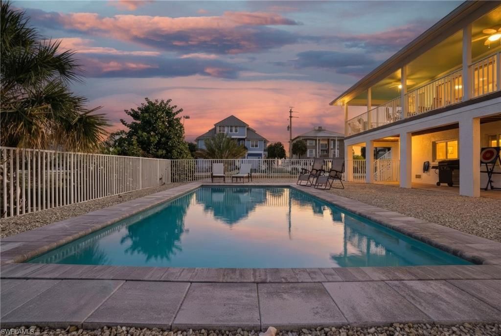 170 Redfish Rd, Fort Myers Beach, FL 33931 Photo