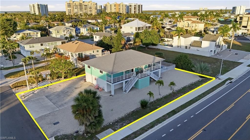 170 Redfish Rd, Fort Myers Beach, FL 33931 Photo