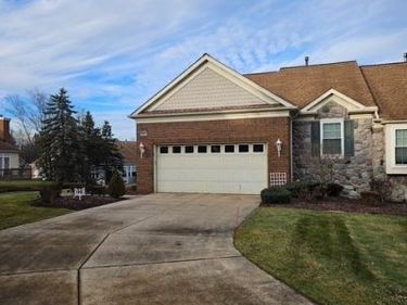 321 Stone Bridge Drive, Sagamore Hills, OH 44067