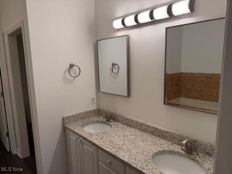 321 Stone Bridge Drive, Sagamore Hills, OH 44067 Photo 14